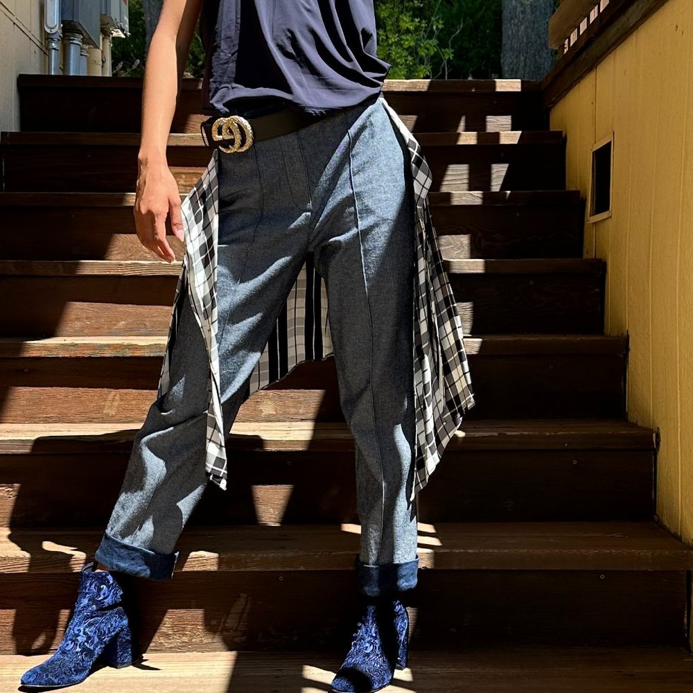 HELLESSY STRAIGHT LEG SIZE 2 JEANS